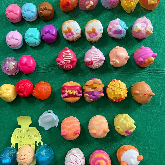 Grouping of Num Noms - lots of adorable little guys, for any collectors - Picture 4 of 14